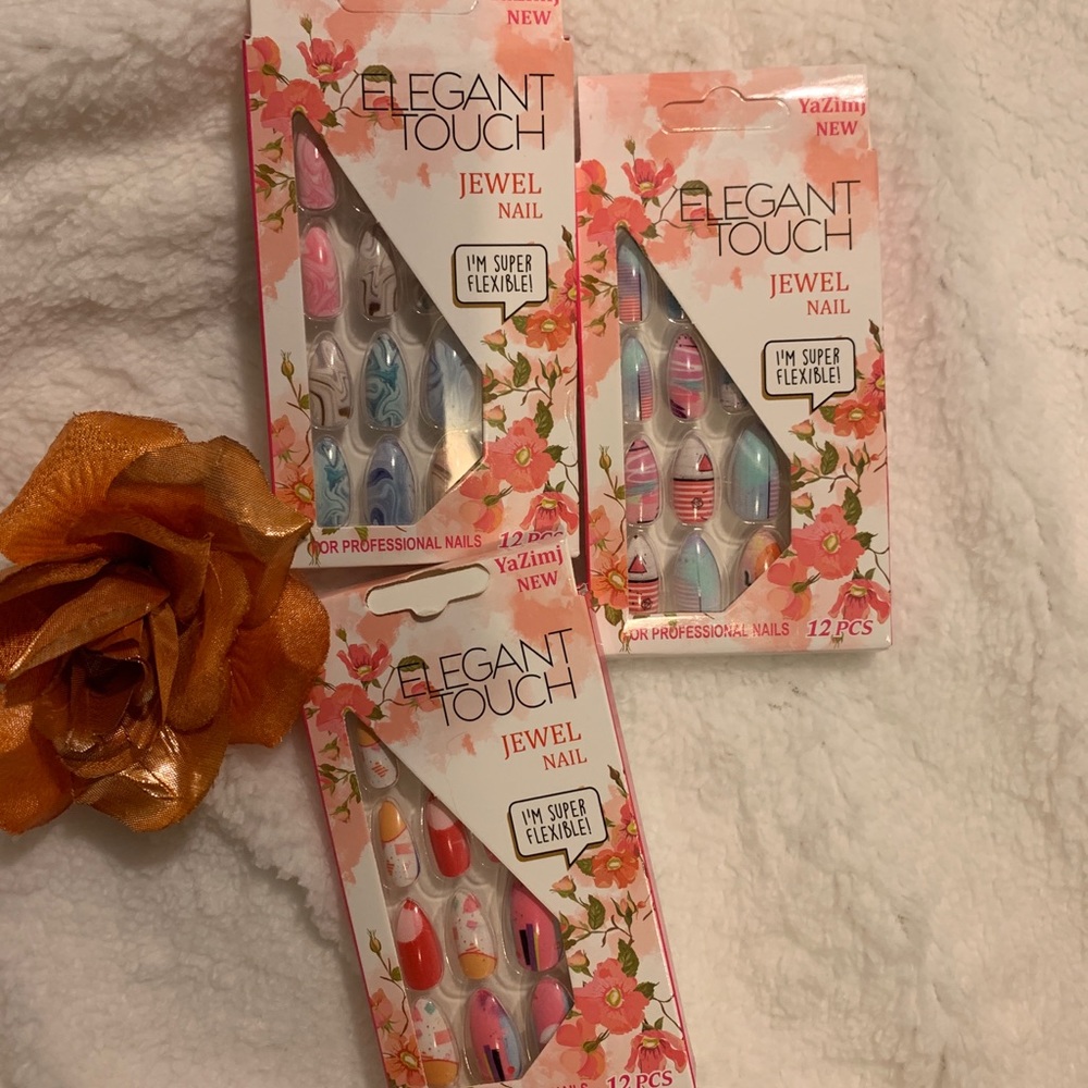 Elegant Touch Jewel Nail (3pkg) Sold Sold